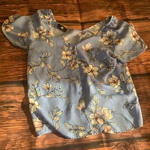 iz Byer, size M light blue floral